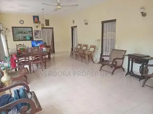 2 Houses with Land Koswatta