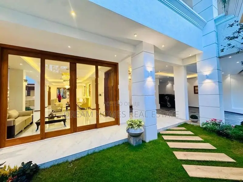 Ultra-Luxury Mansion for Sale in Jayanthipura, Battaramulla