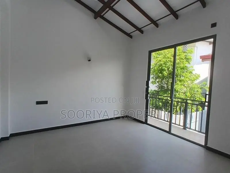 Architectural Designed Brand New Luxury House for Sale in Piliyandala