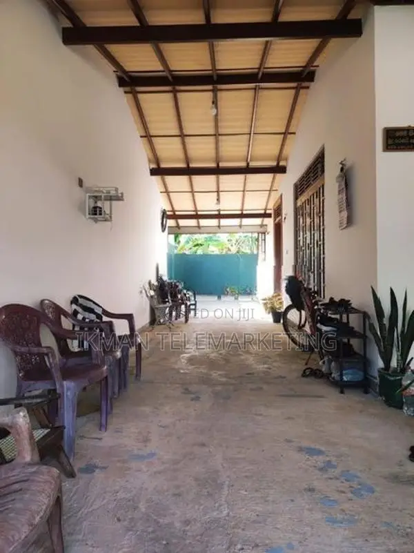 House for Sale in Kalutara, Nagoda