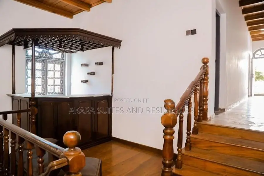 20.4 Perches - Unfurnished House for Sale HL49731 Mount Laviniya