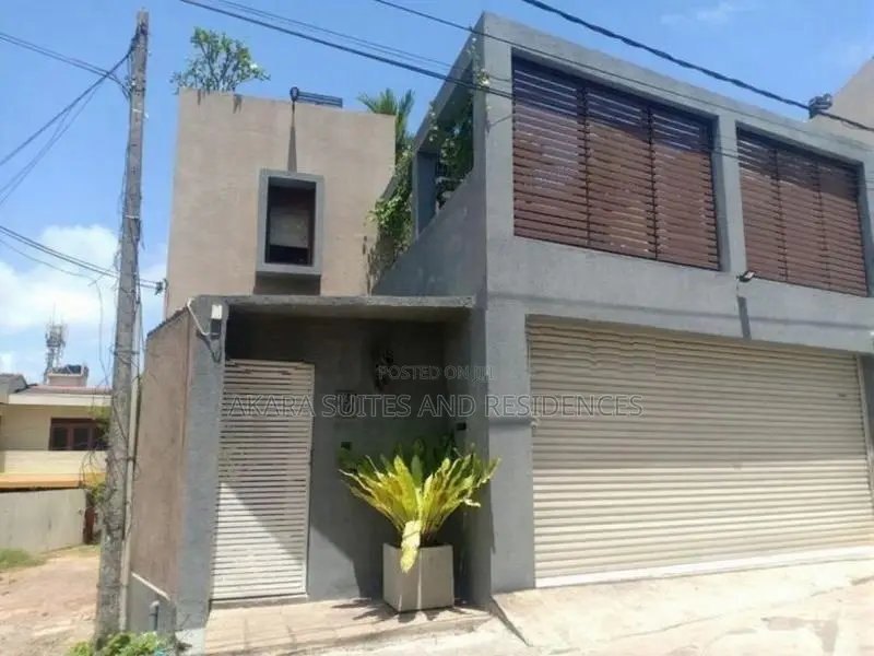 08 Perches - Furnished House for Sale HL48897 Colombo 05