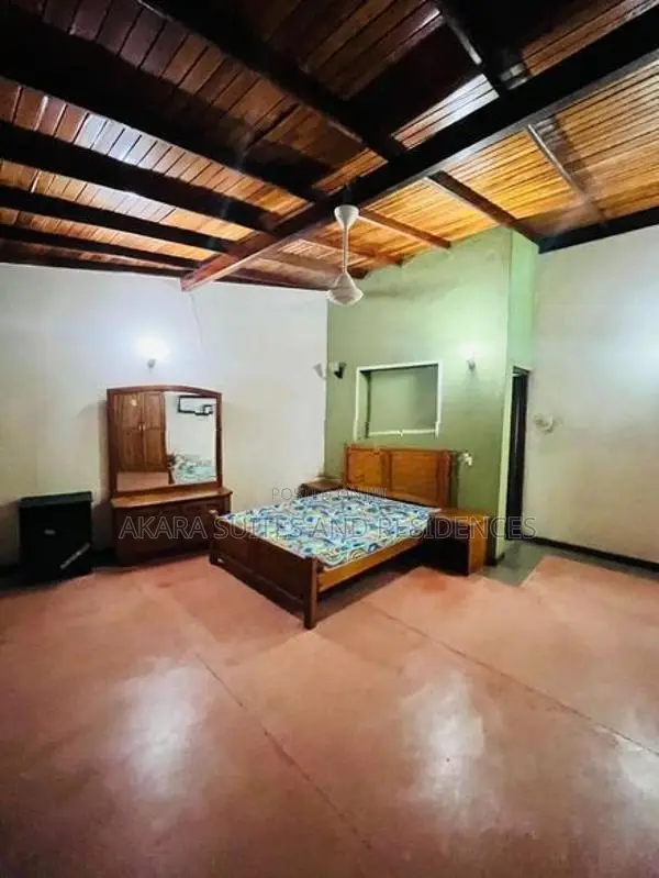 19 Perches - Furnished House for Sale HL53752 Nugegoda