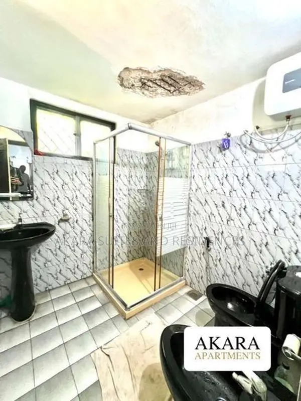 31.25 Perches - Unfurnished House for Sale HL42379 , Colombo 05