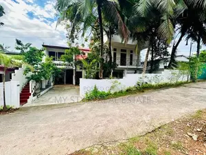 Commercial Building in Malabe for Sale