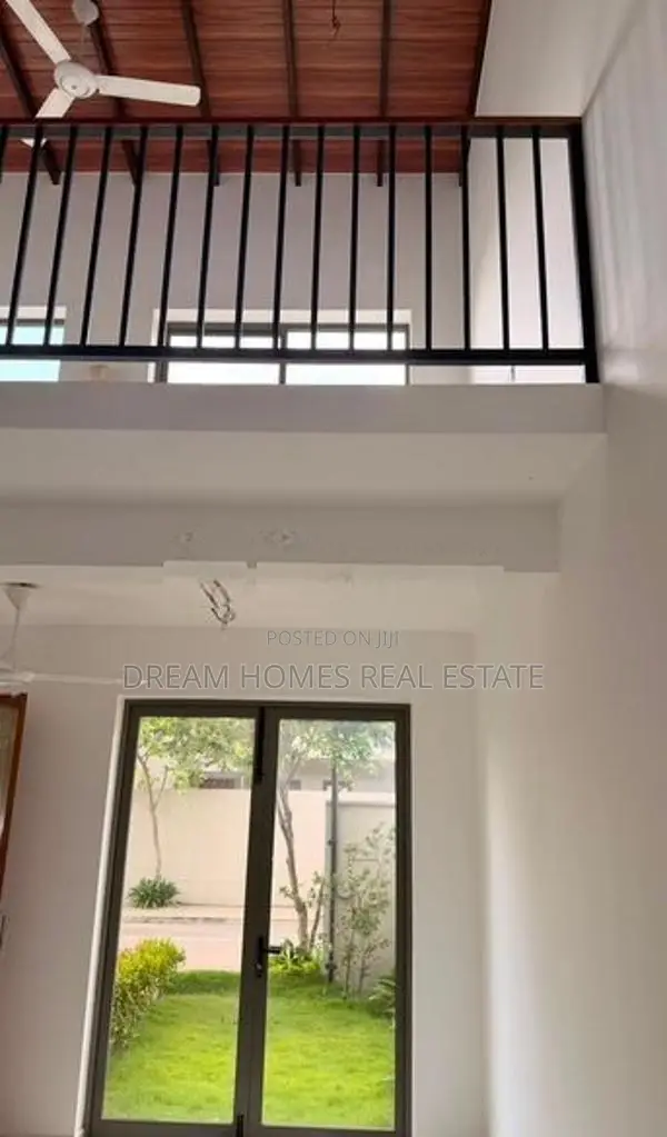 Brand-New 3 Bedroom Luxury Villa House for Rent – Canterbury Golf Reso