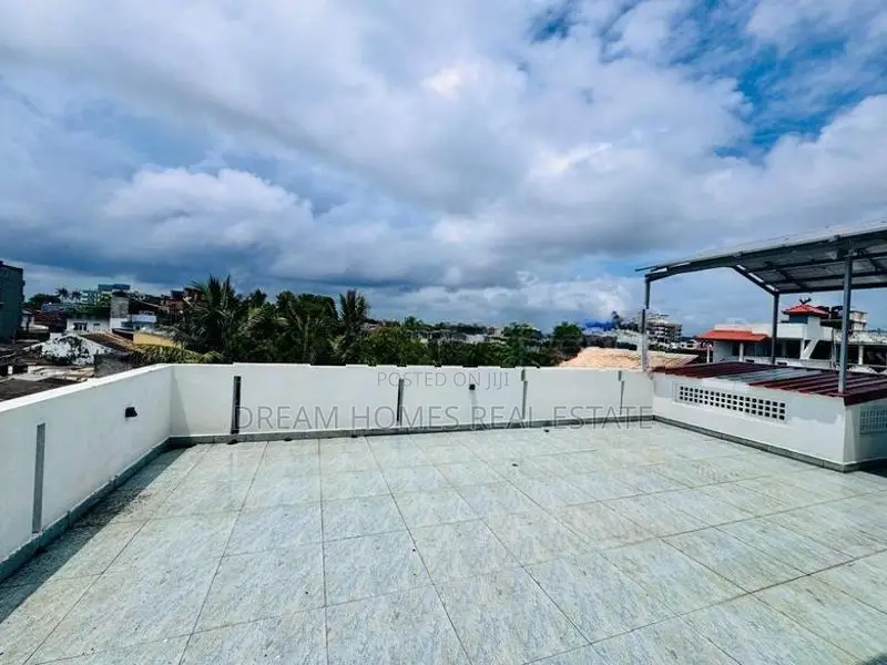 6-Bedroom Residence for Sale – Dehiwala | Saranankara Road