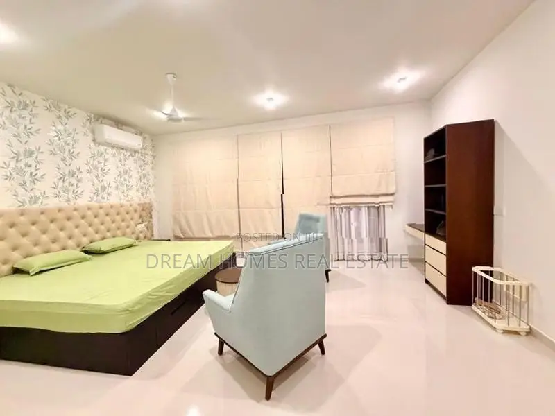 Villa | 12 Perches 8,000 Sq.Ft. Werahera
