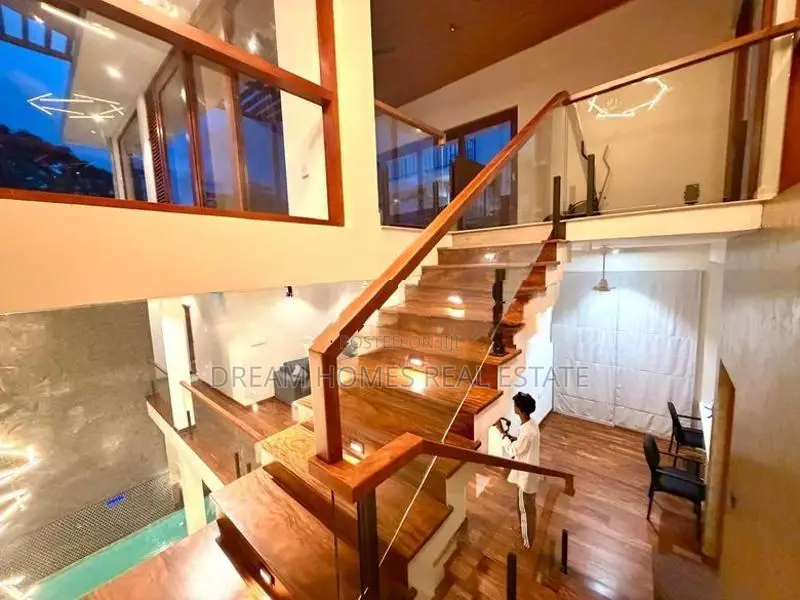 Villa | 12 Perches 8,000 Sq.Ft. Werahera