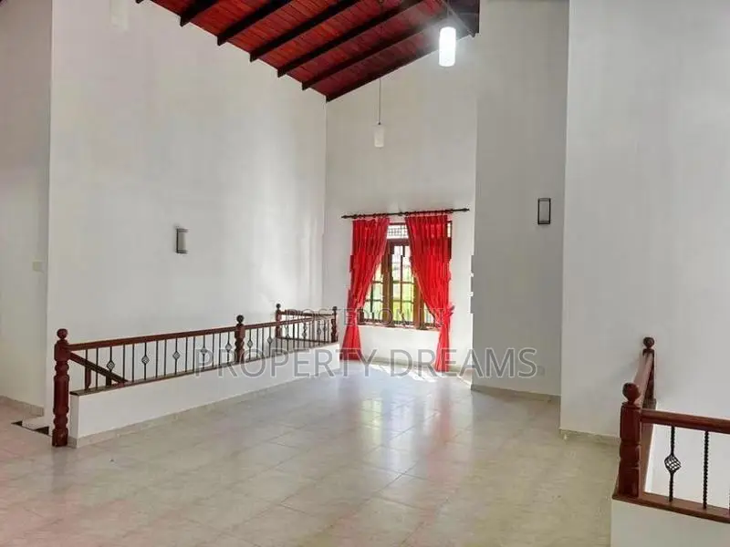Exclusive House for Sale Pannipitiya