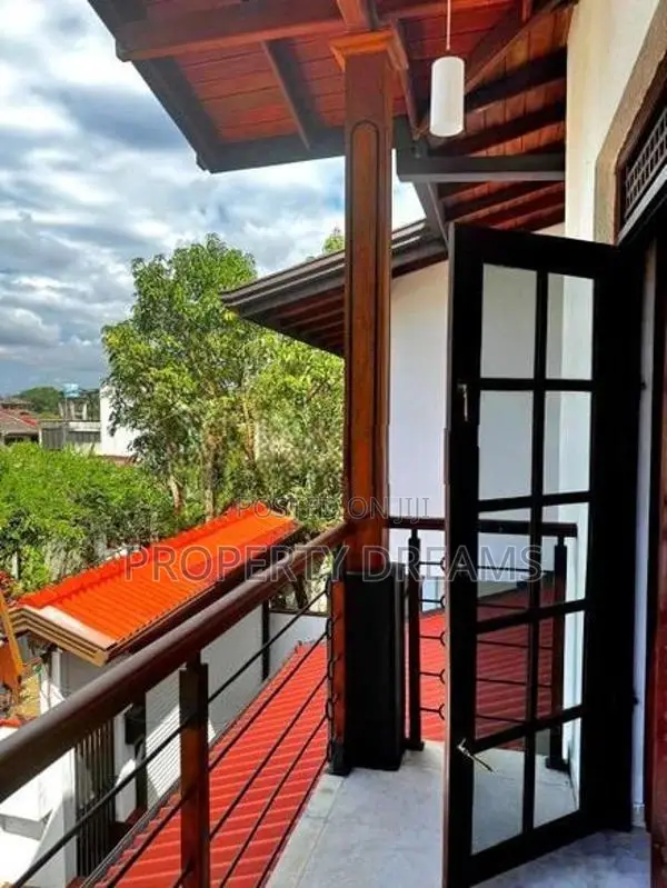 Exclusive House for Sale Pannipitiya
