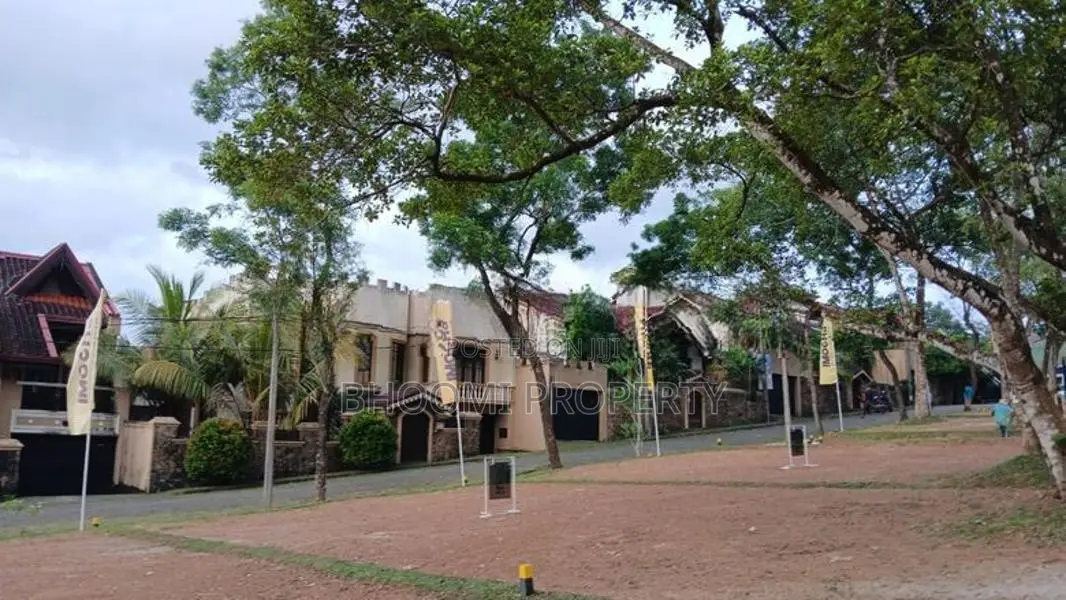 Land For Sale Thalawathugoda, Wanaguru Mawatha