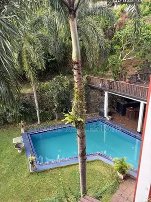 Ultra Luxury Landmark House for Sale – Polhengoda, Colombo 05