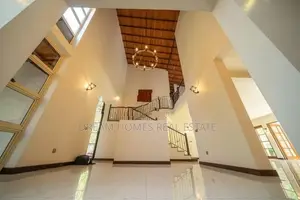 Elegant 4BR Luxury Home with Garden Oasis Indoor Pond Boralasgamuwa