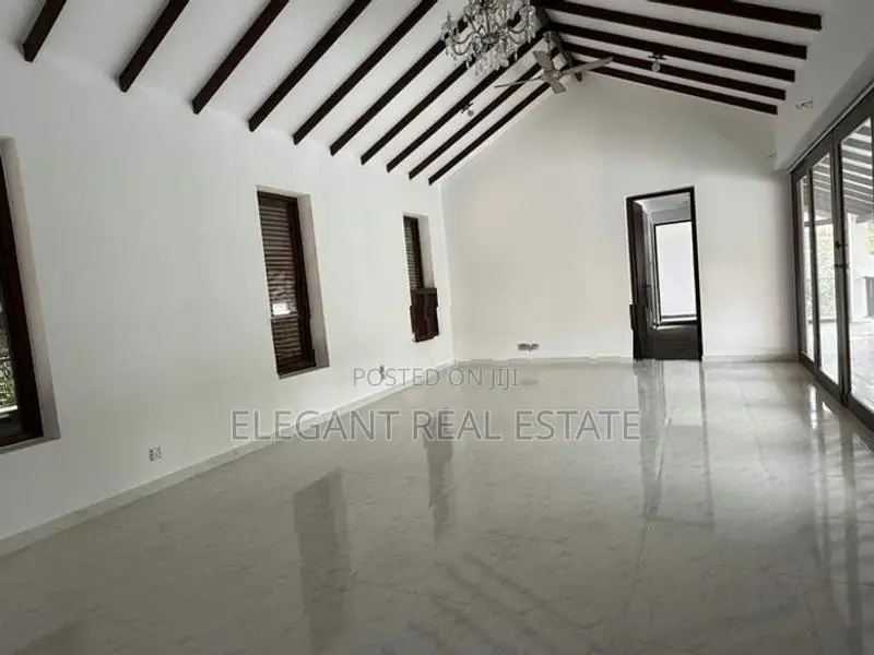 05 Bedroom Unfurnished House for Rent in Thalawathugoda (A6434)