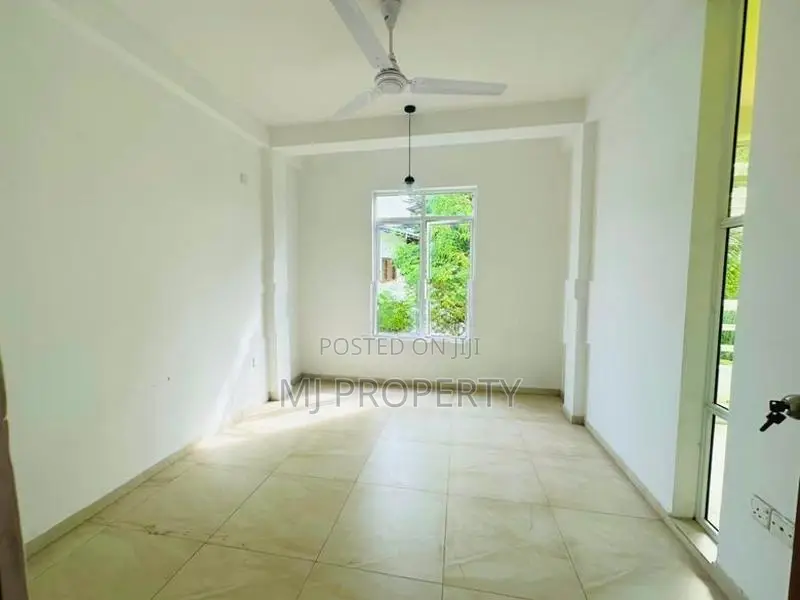 ( YR-1150) Valuable Three Storey House Rent in Nugegoda