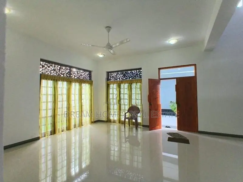 Newly Renovated High-Secure House for Rent – Maharagama
