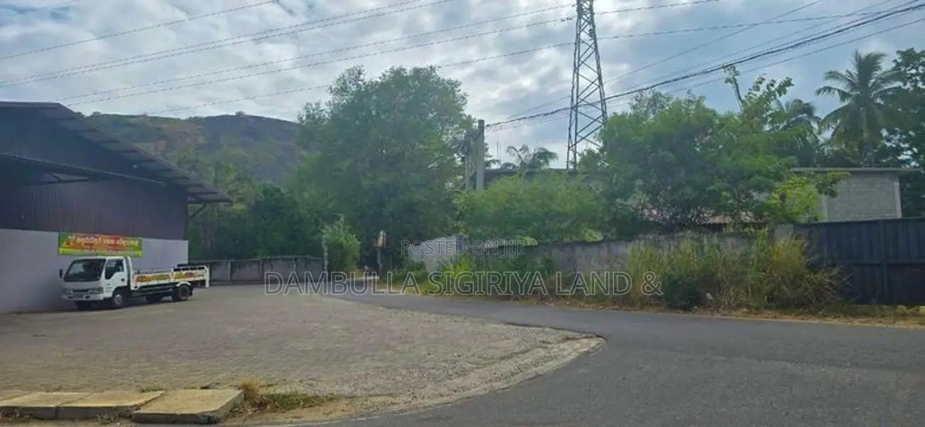 Land for Sale in Dambulla-දඹුල්ලෙන් ඉඩමක් විකිණීමට