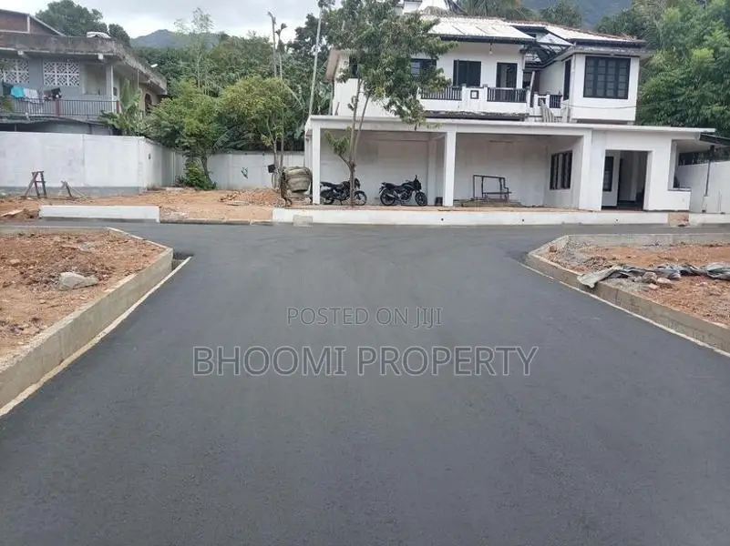 Land for sale in Matale