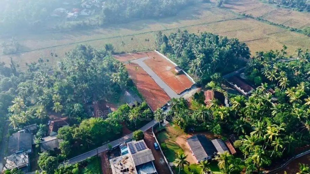 බිම් කොටසක් - Diyagama