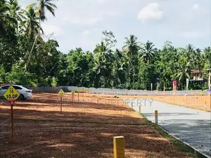 මනස්කාන්ත නිදහස් පරිසරයකින් යුක්ත බිම් කොටස හෝමගම