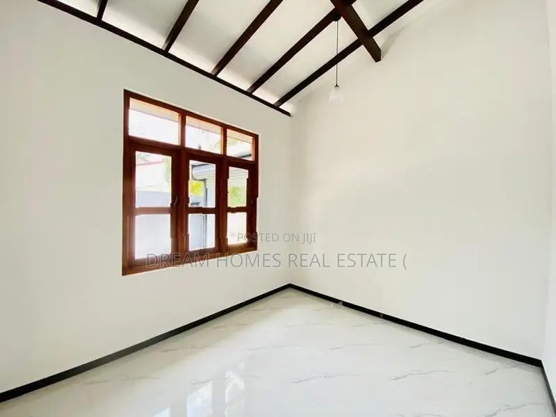 අතුරුගිරිය, කොරතොටින් අලුත්ම තනි මහල් නිවසක් විකිණීමට ඇත