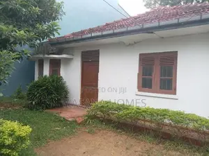 Single Story House for Sale Boralasgamuwa