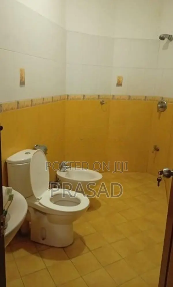 Ladies Sharing Room for Rent in Nugegoda