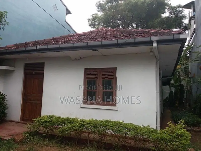 Single Story House for Sale Boralasgamuwa
