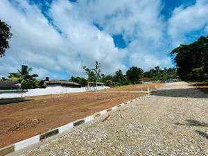 Gampaha ආසන්නයෙන් උඩුගම්පොළ මුළු ඉඩම