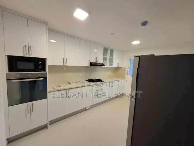 03 Bedroom Apartment for Rent in Colombo 3 (A6437)