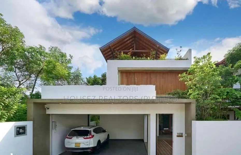 Luxury Smart 3-Storey House for Sale – Gampaha