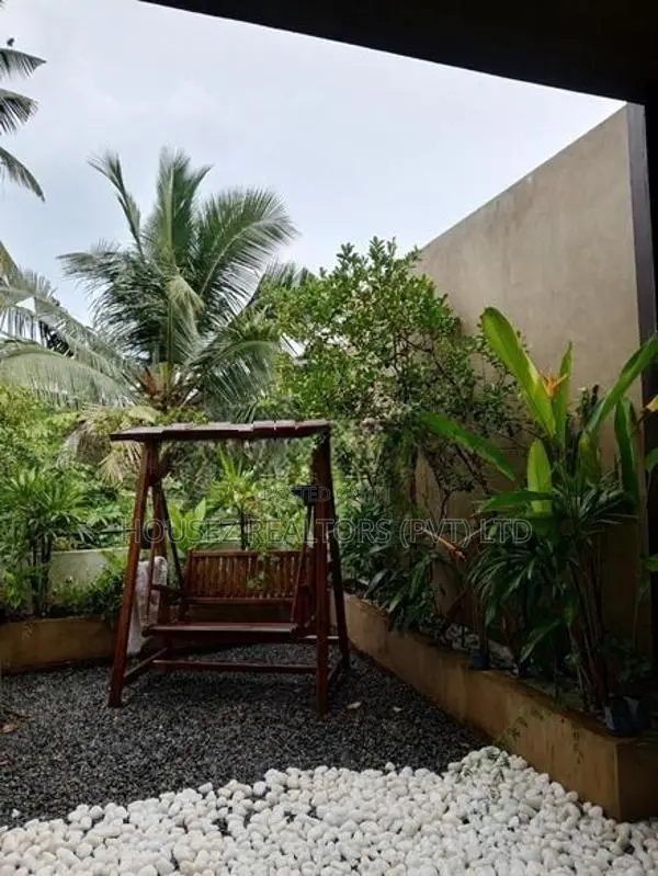 Luxury Smart 3-Storey House for Sale – Gampaha