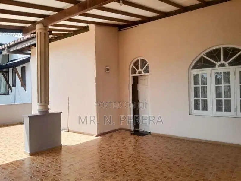 2nd Floor Annex for Rent at Ratmalana -MRE 135