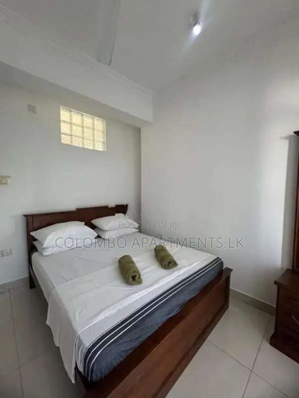 Short-Term Furnished Apartment in Colombo 05. (Property Code: CSMP202)