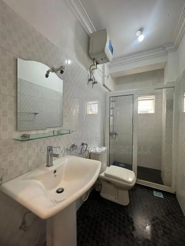 Short-Term Furnished Apartment in Colombo 05. (Property Code: CSMP202)