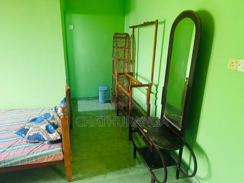 FULLY FURNISHED ROOM