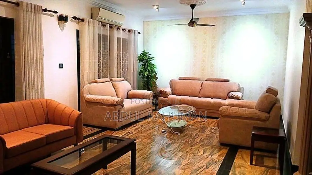 තට්ටු දෙකේ නිවාස කුලියට දීමට නුගේගොඩ