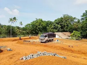 කරාපිටිය රෝහලට ළඟින්ම හොඳම ඉඩම