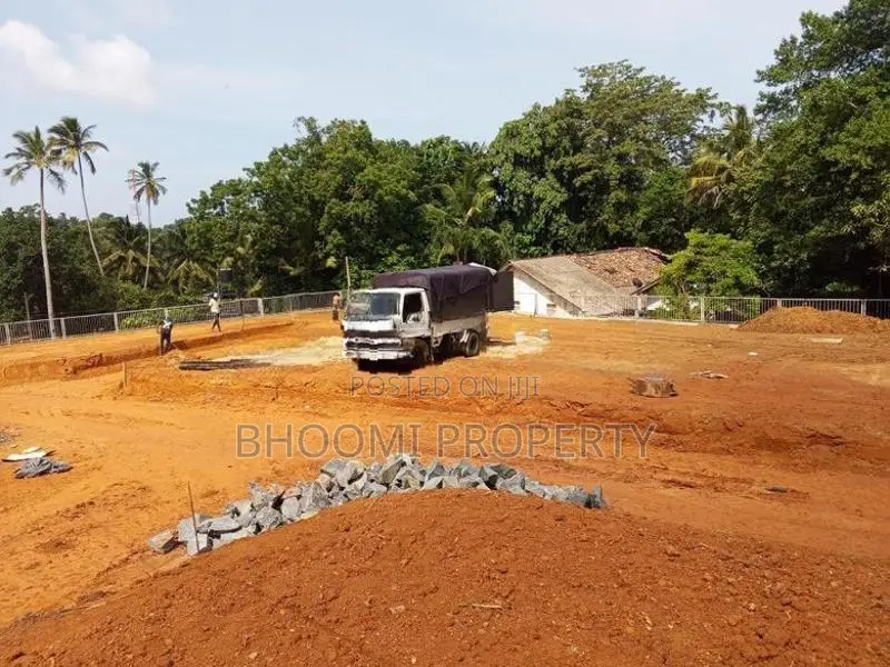 කරාපිටිය රෝහලට ළඟින්ම හොඳම ඉඩම