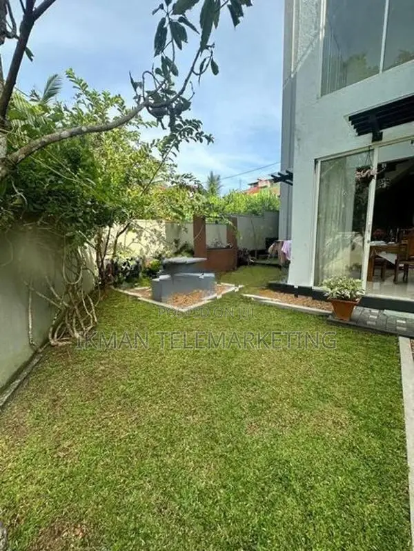 Luxury 3-Story House for Sale in Dodangoda, Kalutara
