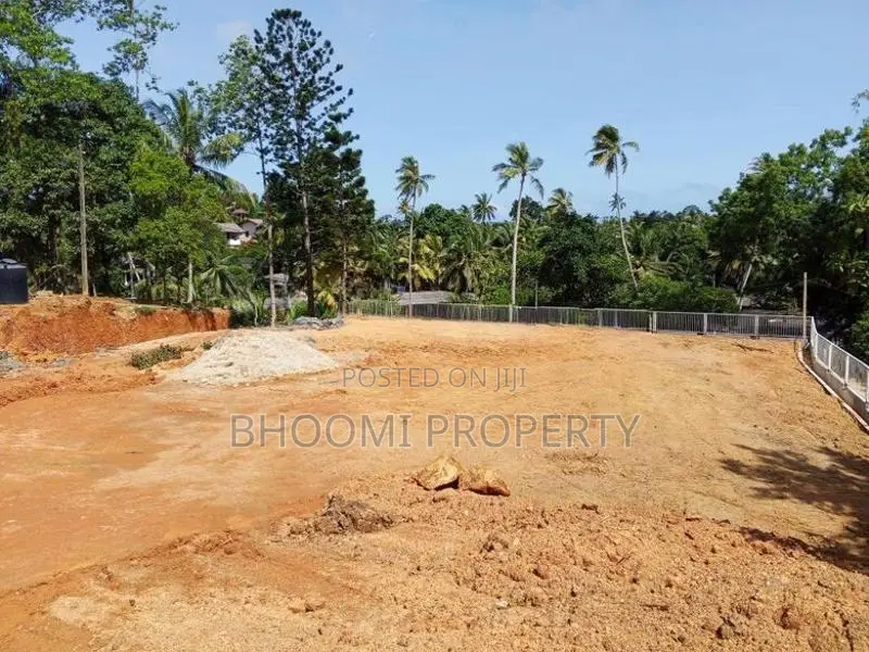 කරාපිටිය රෝහලට ළඟින්ම හොඳම ඉඩම