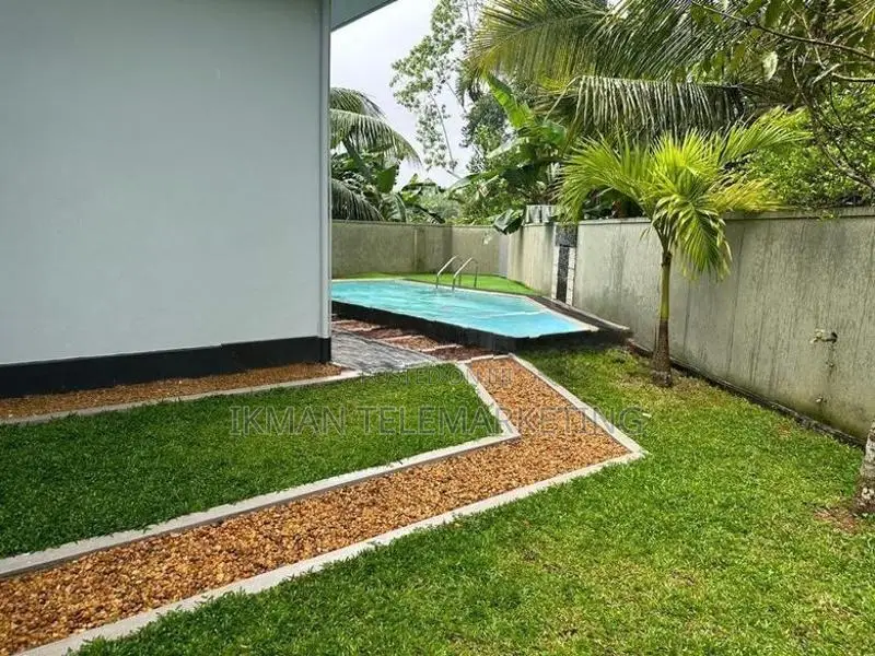 Luxury 3-Story House for Sale in Dodangoda, Kalutara