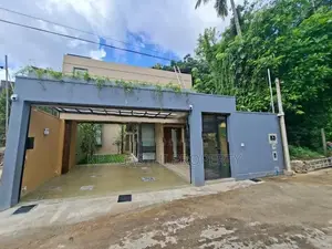 Super Luxury House for Sale in Battaramulla