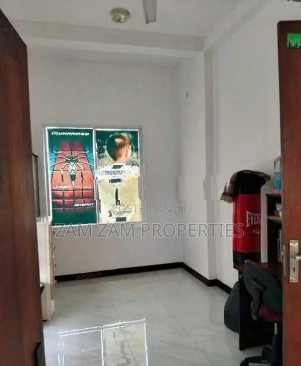 Luxury House for Sale in Galvihara Road Dehiwala