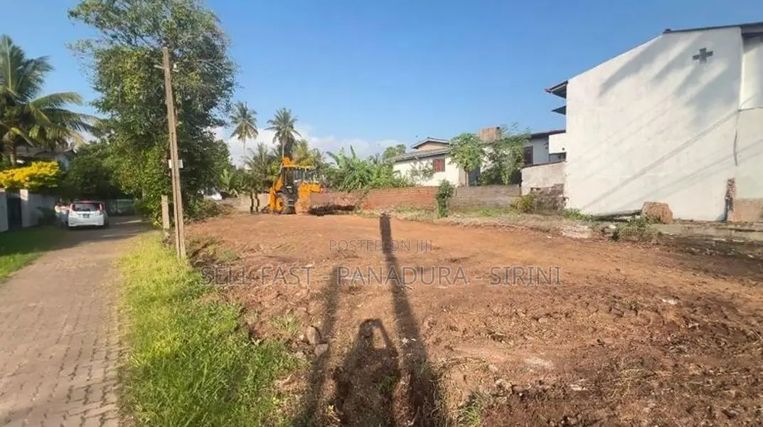 Commercial Land for Rent – Prime Location Near Panadura Town
