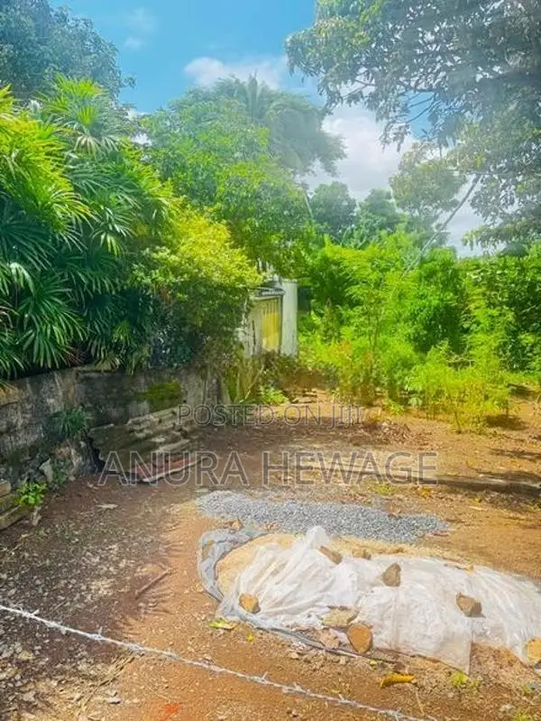 Valuable Land for Sale Piliyandala, Madapatha. (ID : PLN001)