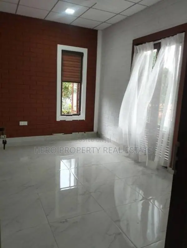 HJR103 - Upstairs House for Rent in Kadawatha🔅