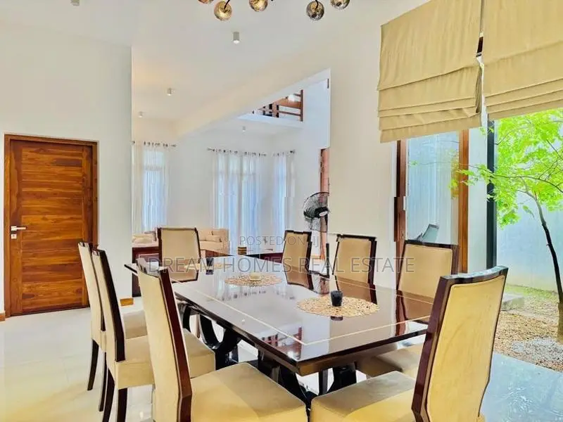 Elegant Semi-Furnished Residence in Weera Mawatha, Kalalgoda