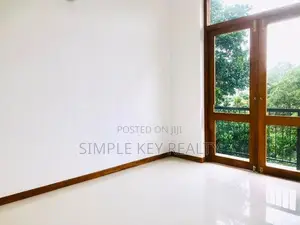 Battaramulla Brand New Two Storey House for Rent